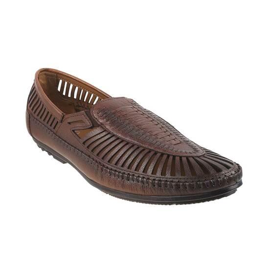 Metro Brown Ethnic Sandals