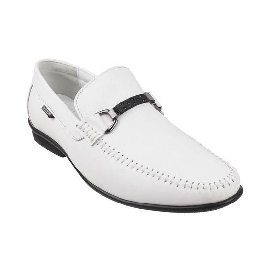 Metro White Casual Loafers