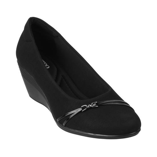 Metro Black Casual Pumps