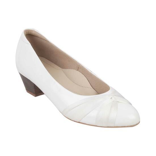 Metro White Formal Pumps