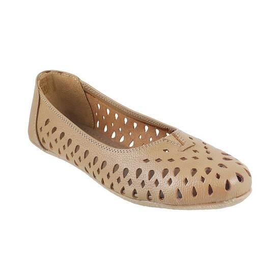 Metro Beige Casual Ballerinas