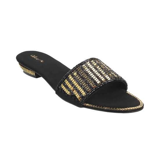 Cheemo Black Casual Slip Ons